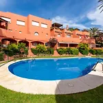 Alvarito Playa Apartment Marbella