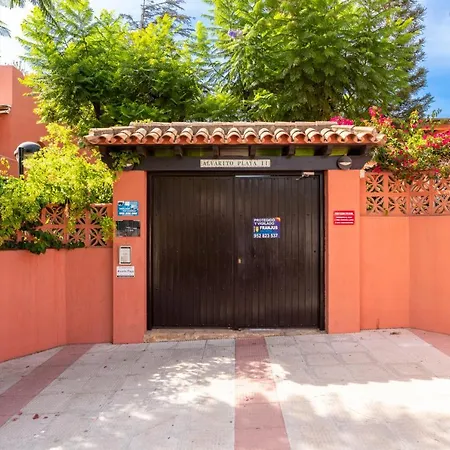 Alvarito Playa Appartement *