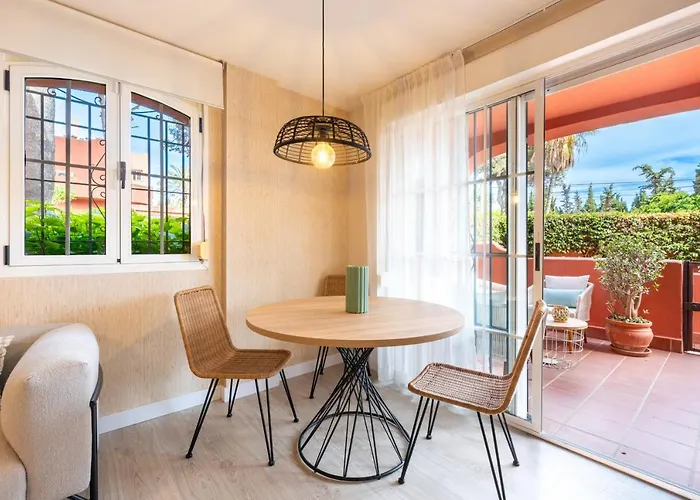 Alvarito Playa * マルベーリャ